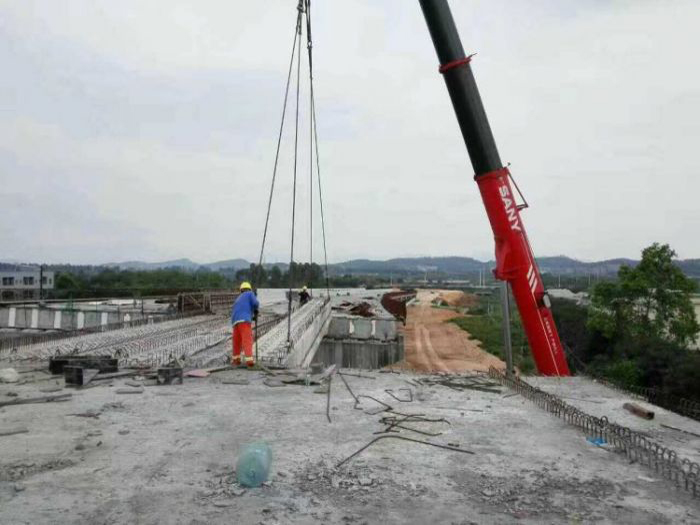 东江龙江桥大桥及引道工程